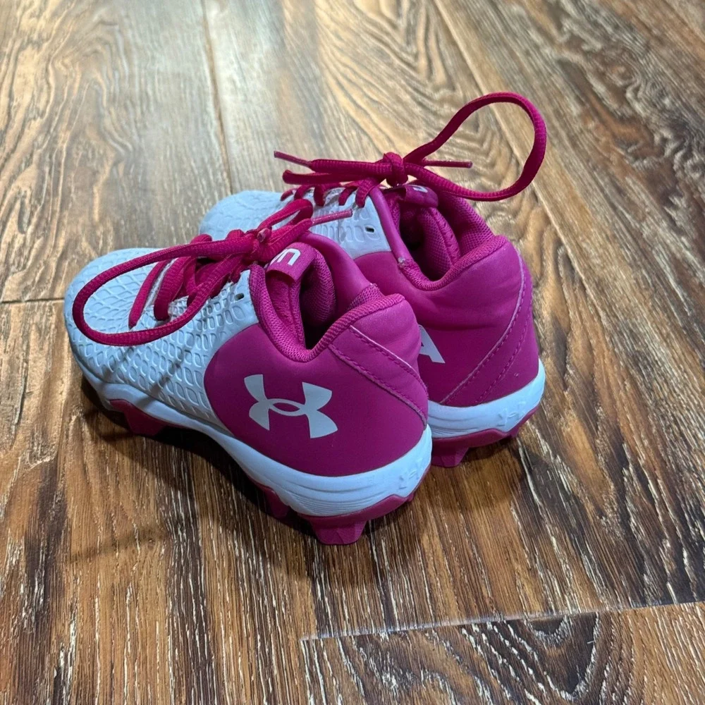 Under Armour 12 Toddler Leadoff RM Low Jr Cleats Kids Pink White Baseball Shoes